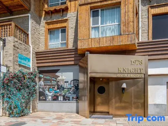 Zhangjiakou Fulong Fengling Yuegu Fanwoods Hotel