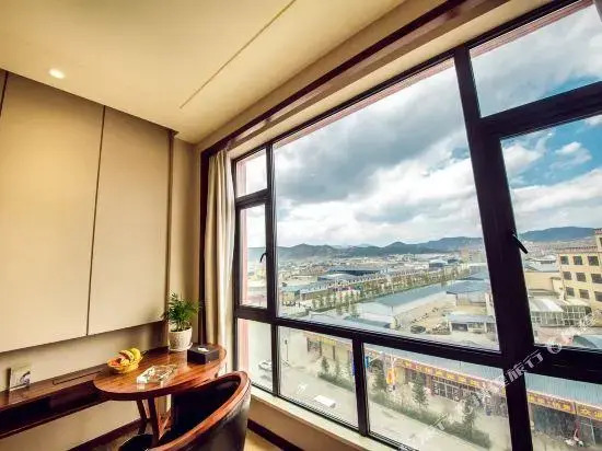 Shangri la moonlight International Hotel