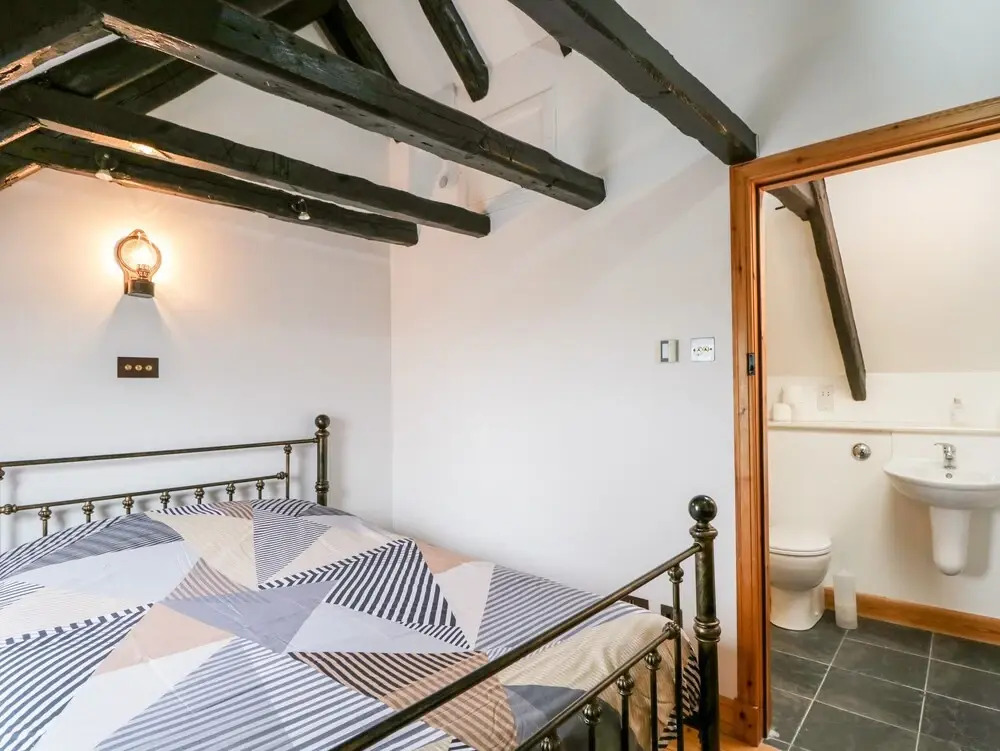 2 Thurdistoft Farm Cottage