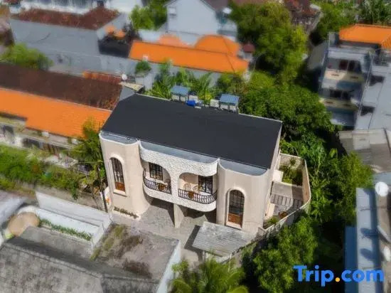Villa San Miguel by Pertama Stay