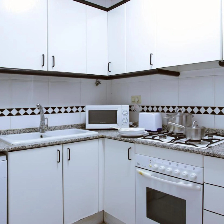 Alguera Apartments Napols