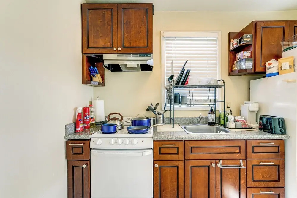 Pet-friendly Condo < 2 Mi to Alameda Beach!