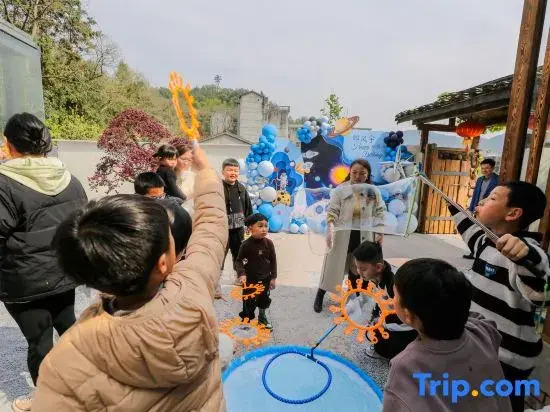 Jinyun Qiushan Banshe (Xiandu Scenic Spot)
