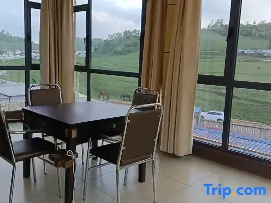 Long County Liangqi Shiguang Homestay (Guanshan Grassland Scenic Area)