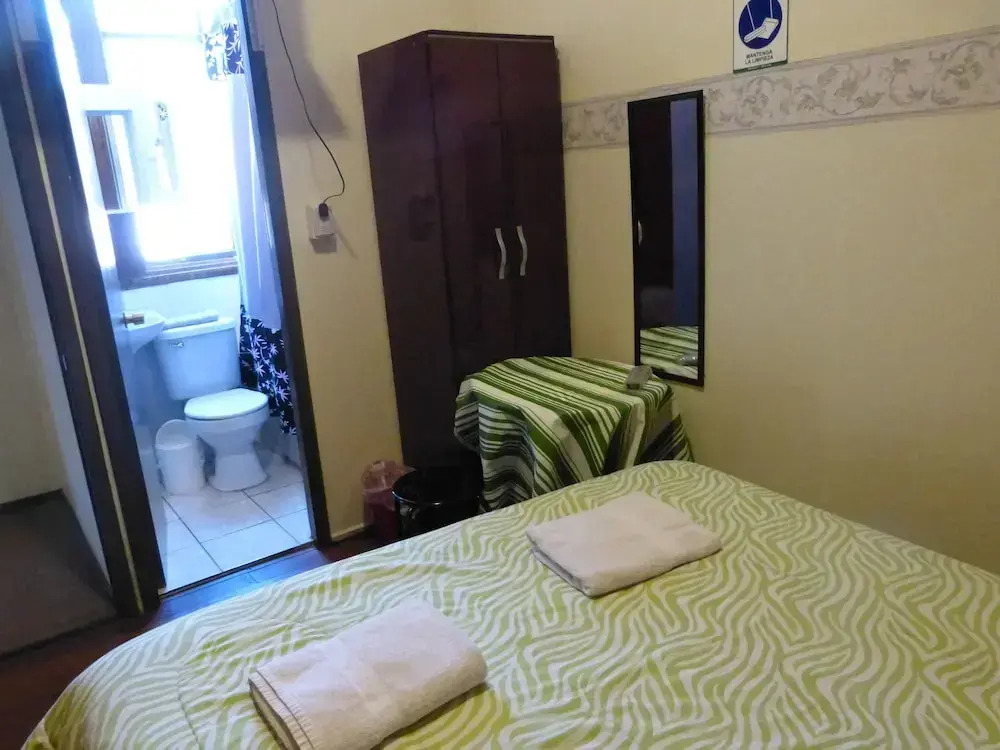Hostal Residencia Blest Gana