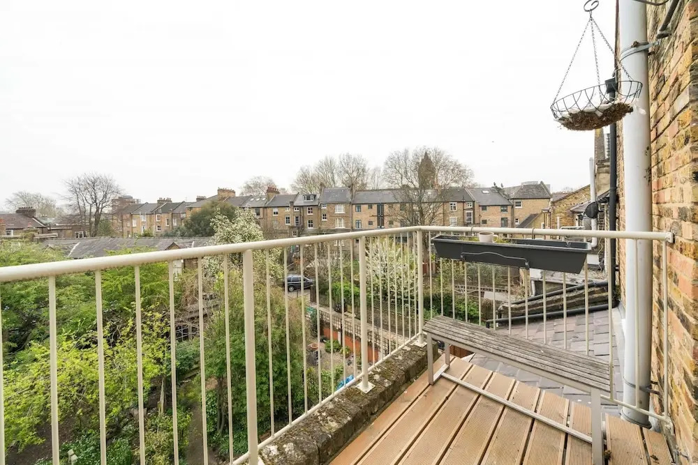 NEW Bohemian 2 Bedroom Victorian Flat in Dalston