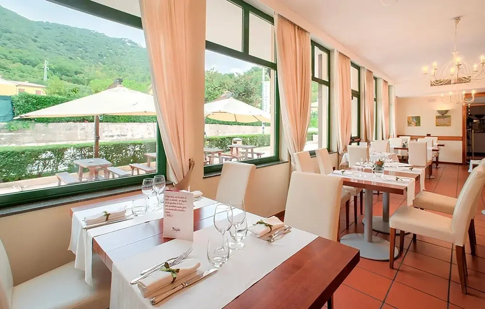 Amazing Apartment in Foligno With Outdoor Swimming Pool, Wifi and 2 Bedrooms