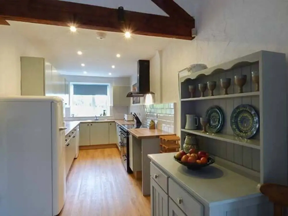 4 Bed in Pwllheli oc-tshipp