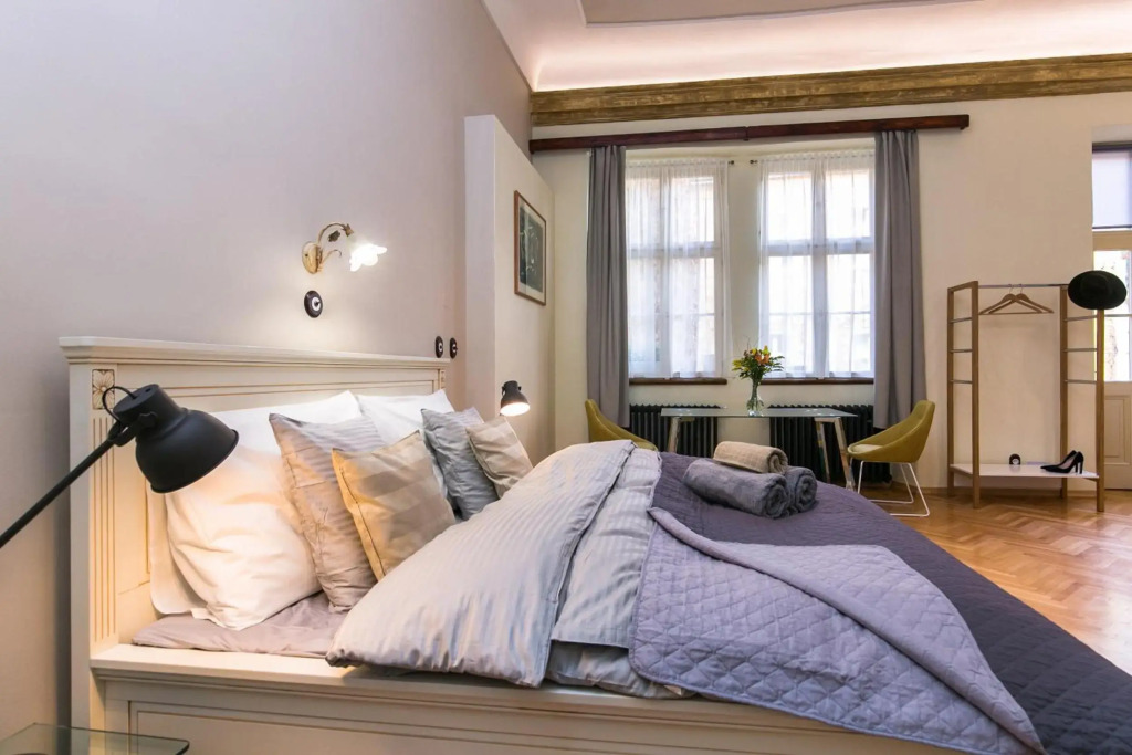 Apartment Nebovidy I - Free Parking - Terrace - Air Conditioning