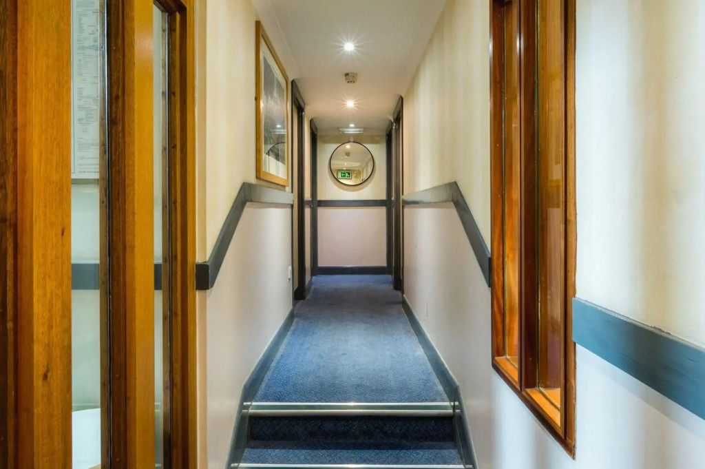George Oxford Hotel