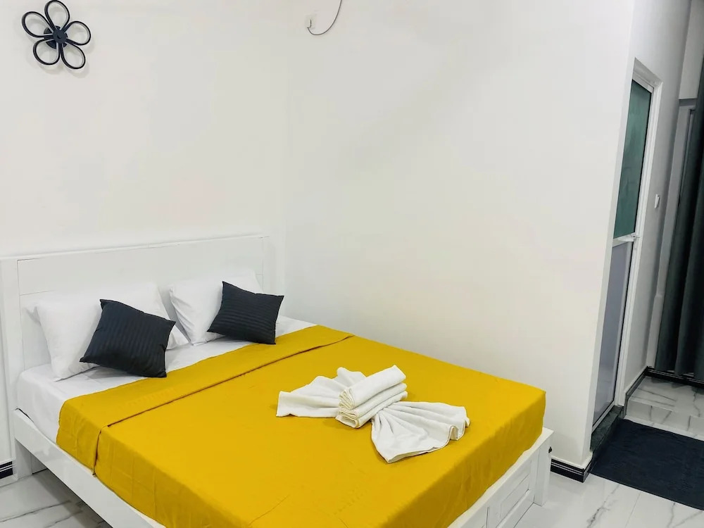 Hotel Jay R