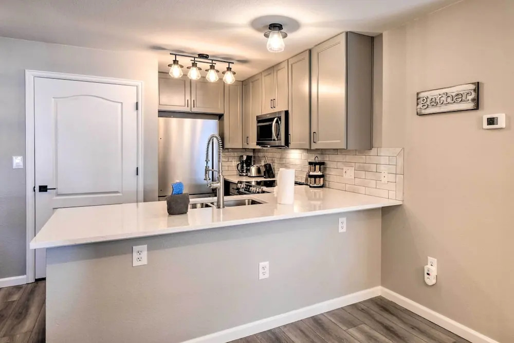 Frisco Condo w/ 2 Hot Tubs: Steps to Lake Dillon