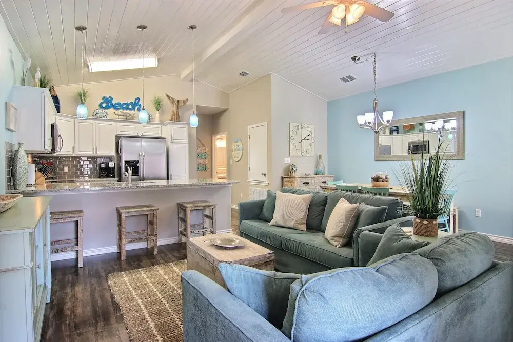 Endless Happy Hour 4Br Condo