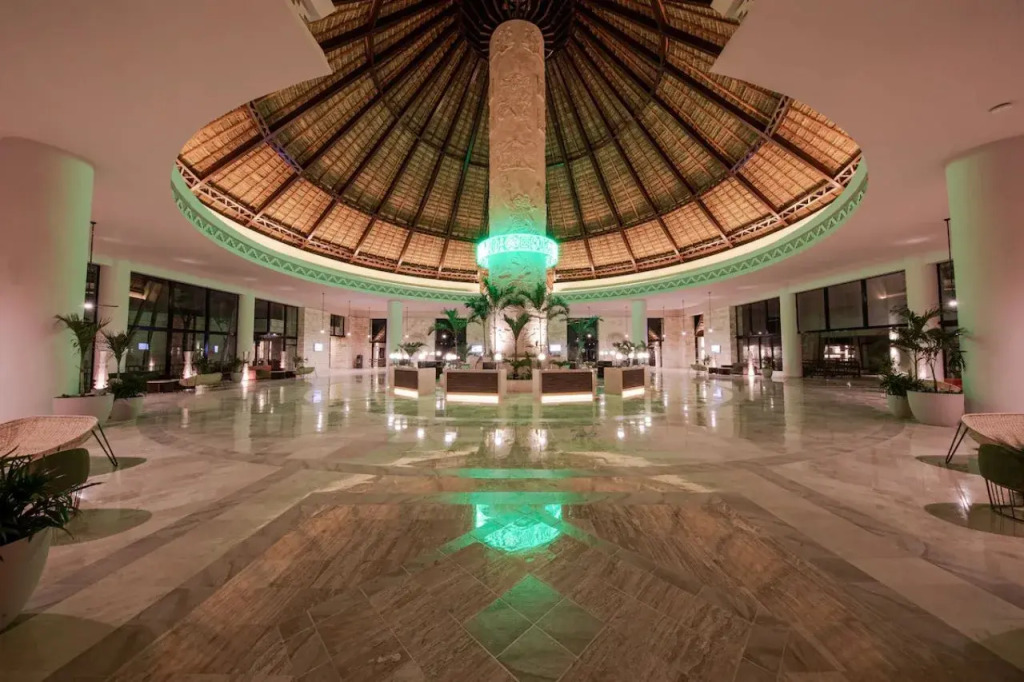 Bahia Principe Escape Tequila