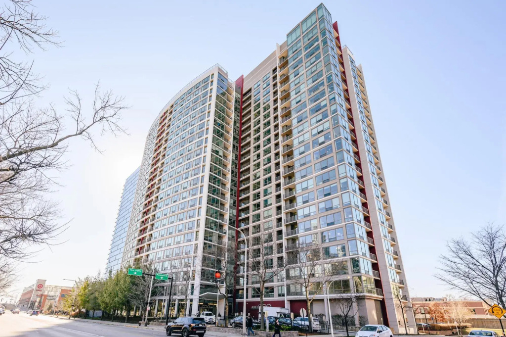 Chicago | Hip 1BD/1BA South Loop Apartment