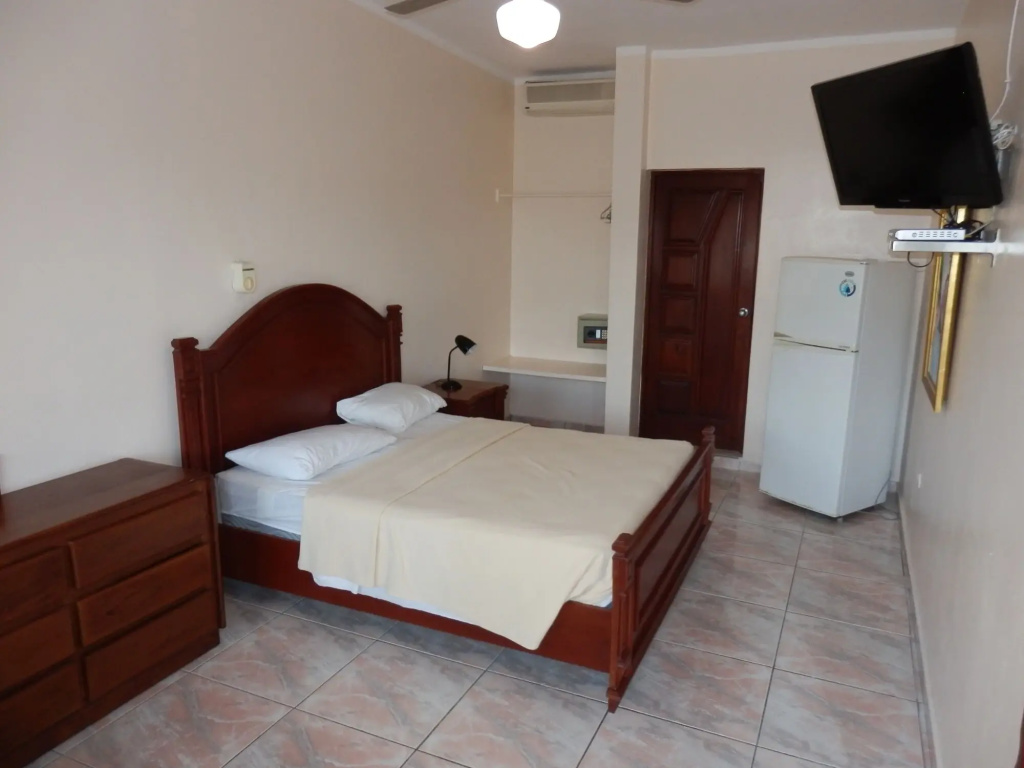 Hotel Garant & Suites