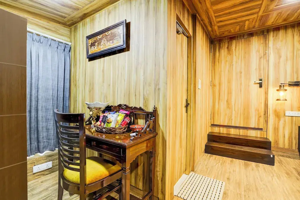 Alaya Stays Fortezza | Pet-friendly 6-BHK Farmhouse With Private Pool