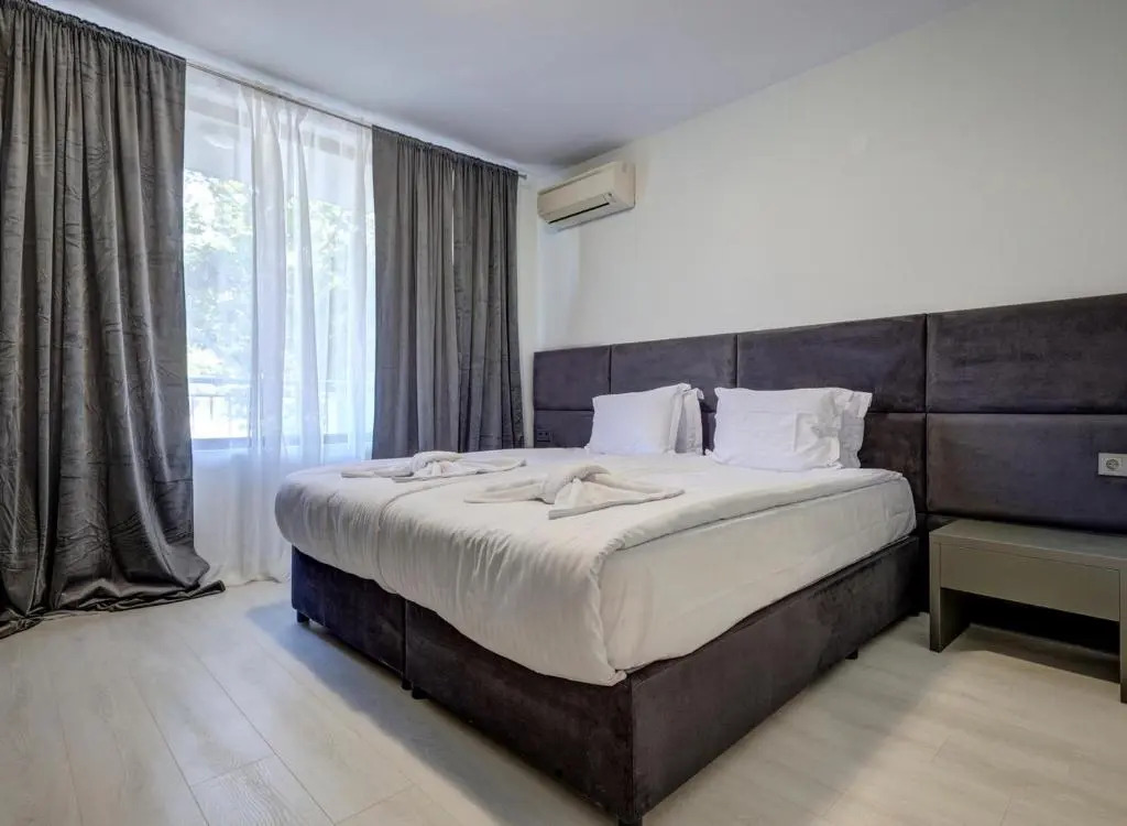 Continental Apartments