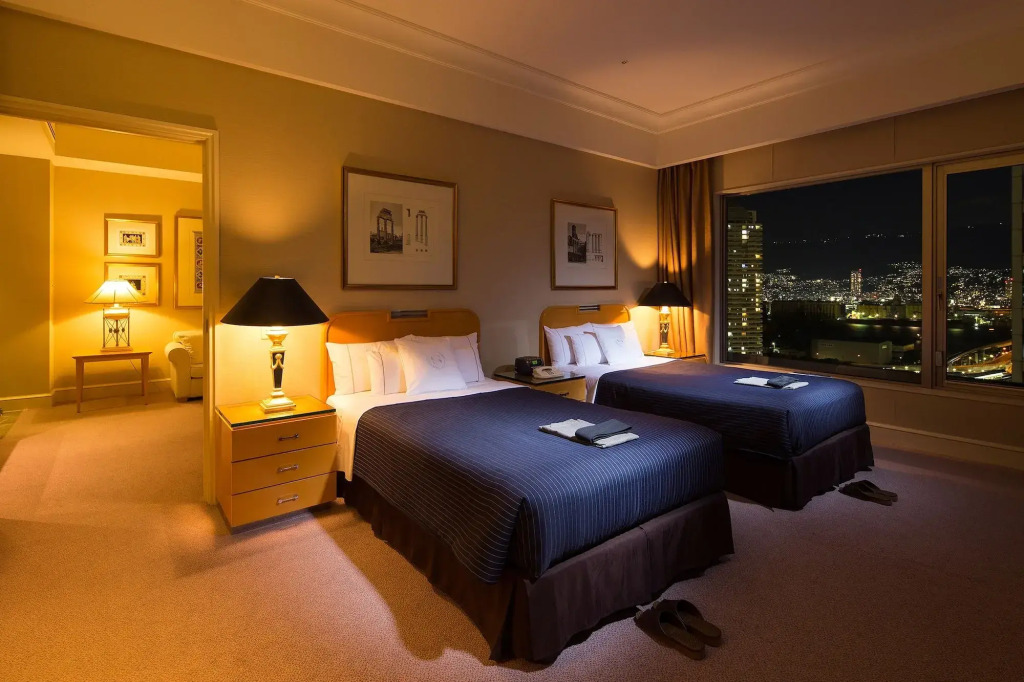 Kobe Bay Sheraton Hotel & Towers