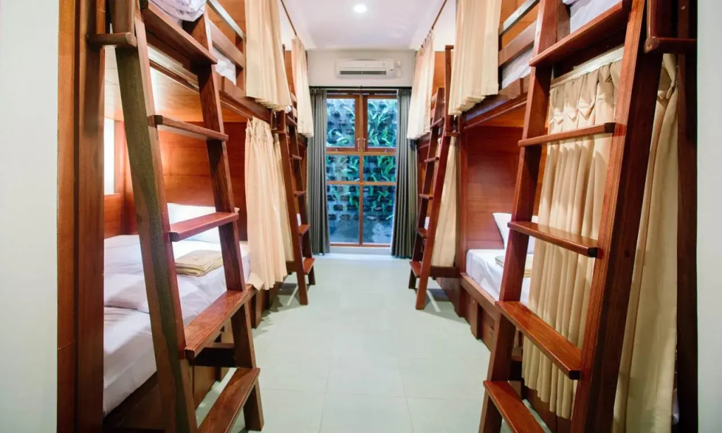 Pudak Sari Unizou Hostel