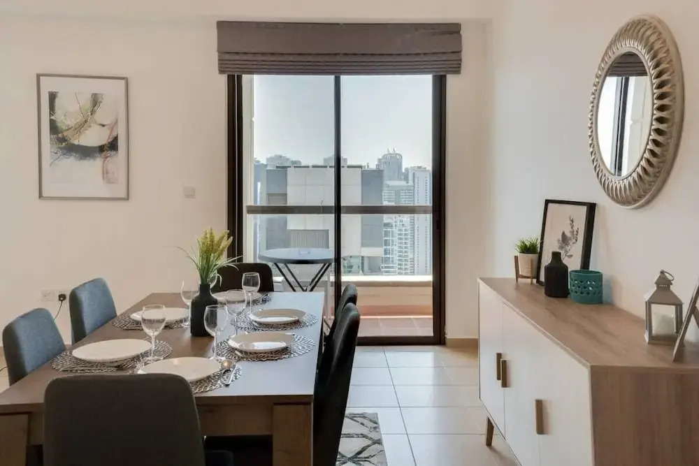 Stylish Apartment, Perfect for Beach Getaway!
