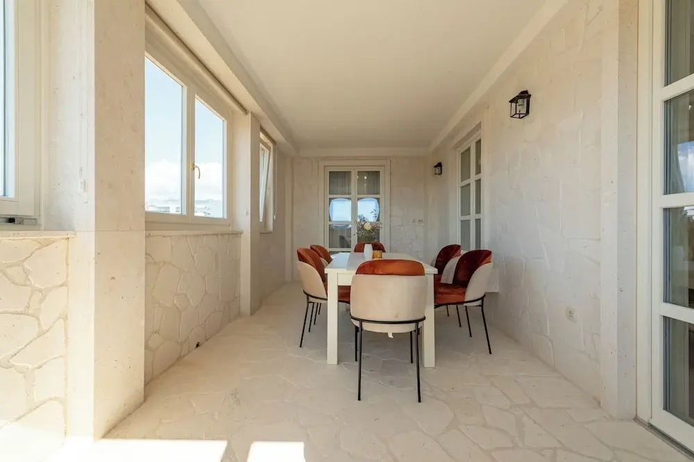 Exclusive Chateau Dabo Luxury Pool Apartments, Novalja