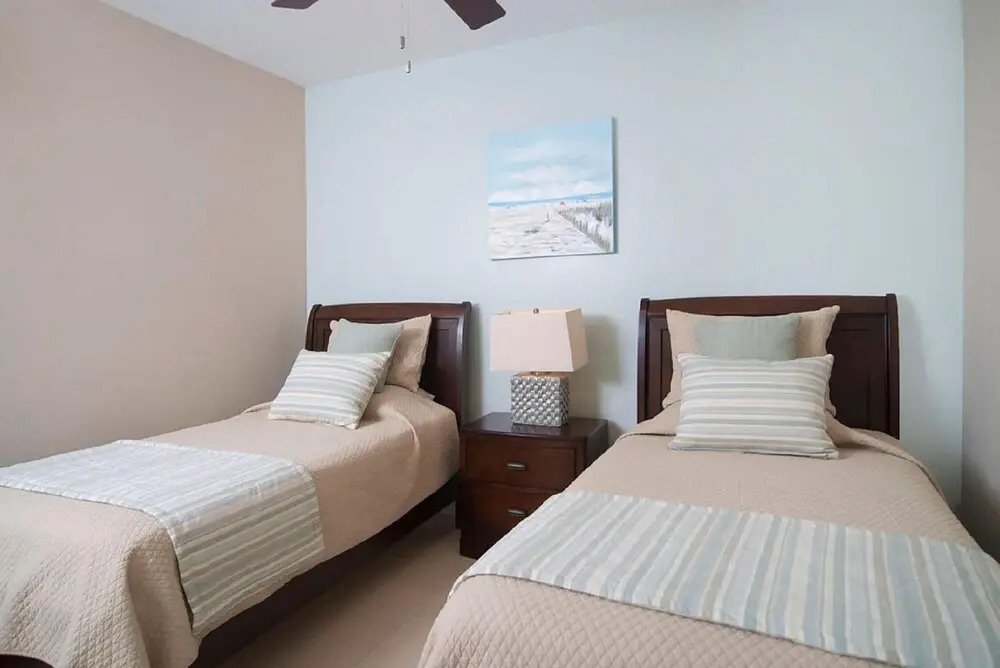 Beautiful 2 Bedroom Pacifico Condo by the Pool