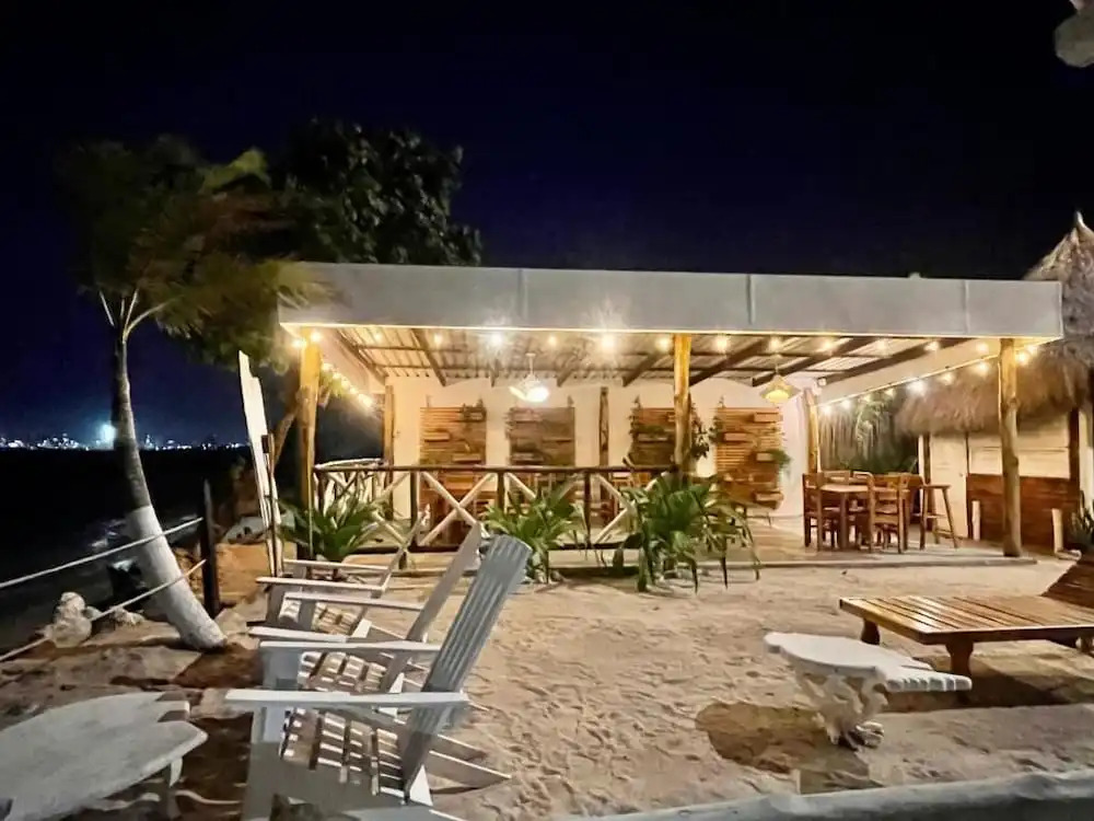 Mira Mira Beach