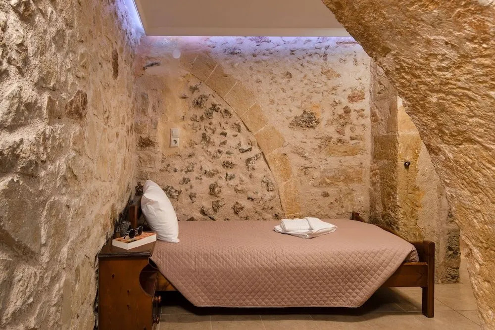 Poseidon Apartments