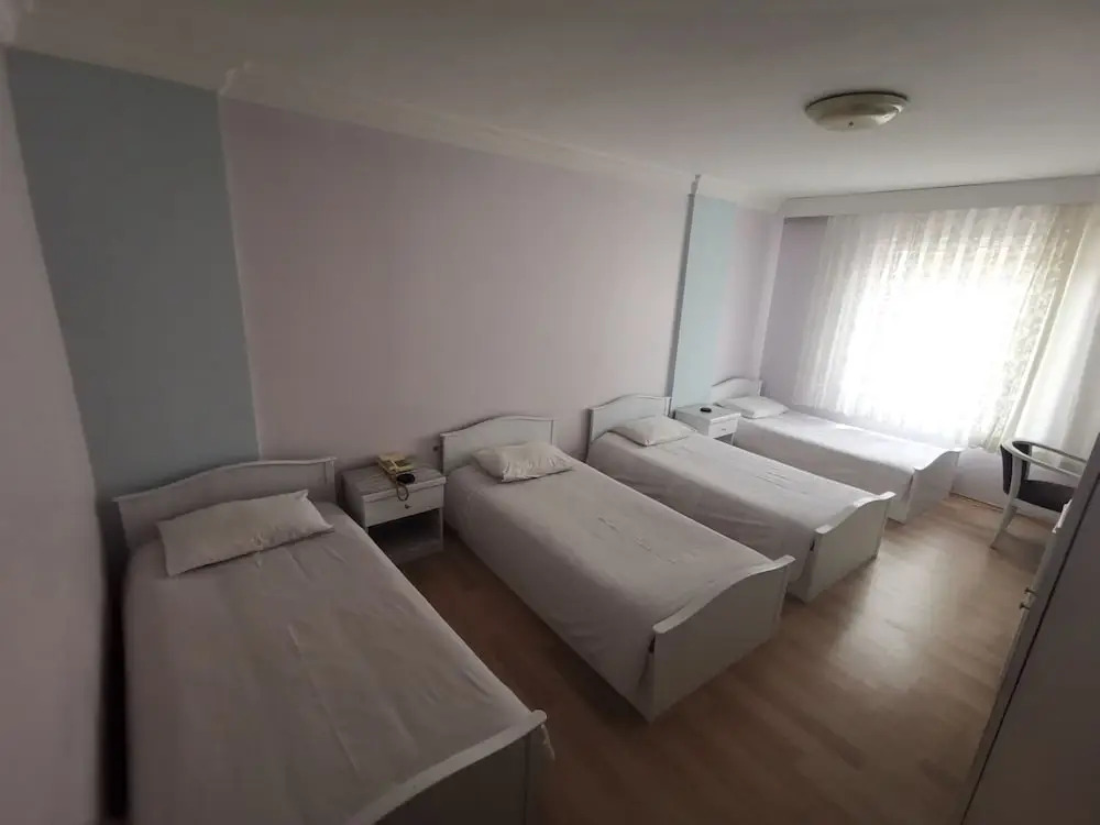Saray Otel