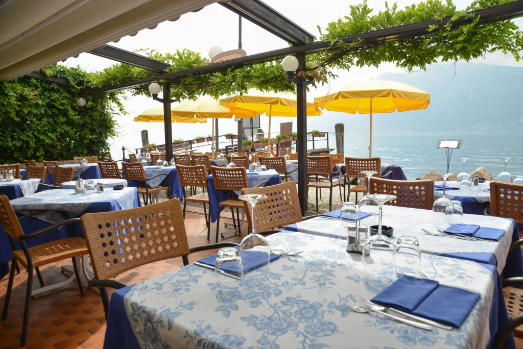 Lake Front Hotel Brenzone