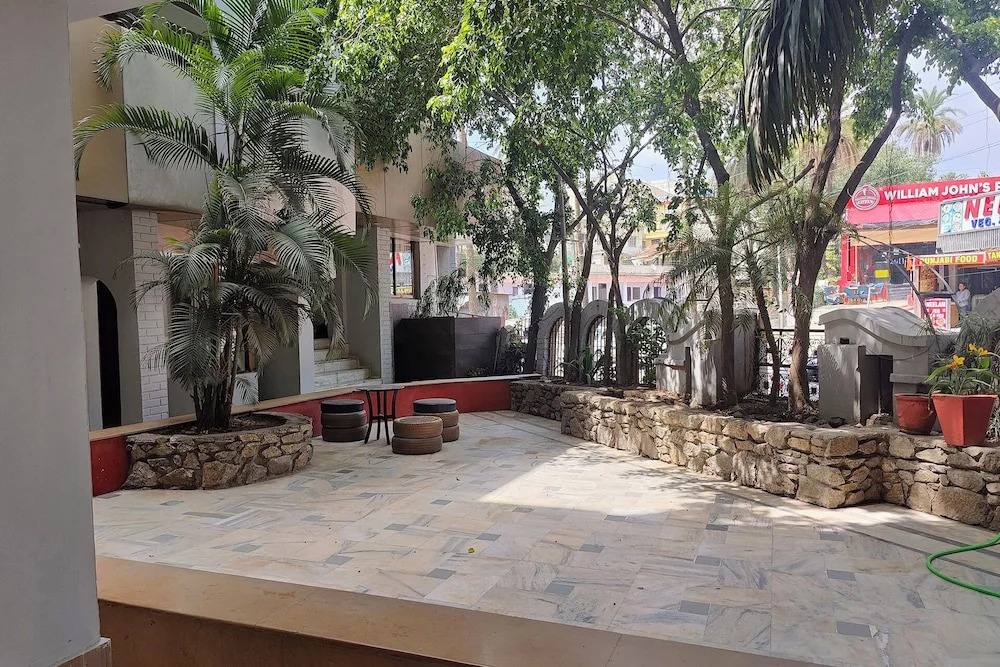Hotel Maharaja