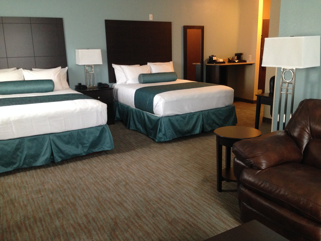 Cobblestone Inn & Suites - Fort Dodge