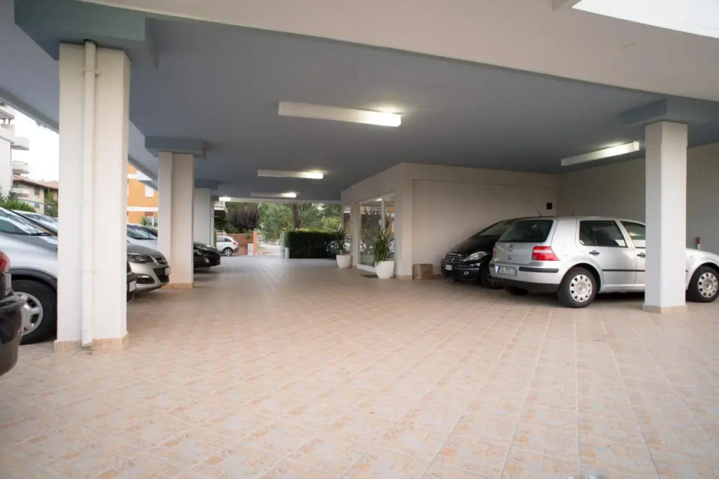 Residence Clipper