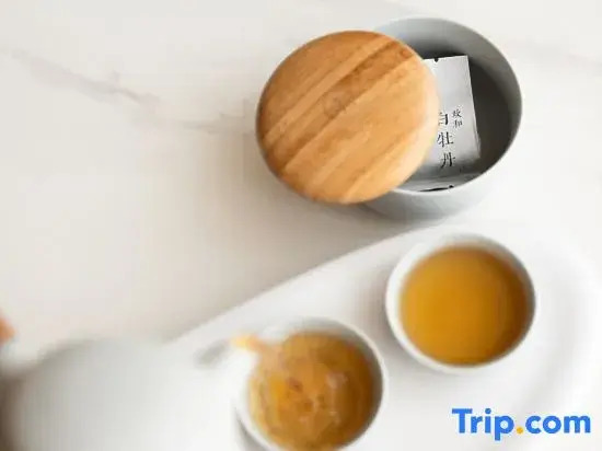 JI Hotel (Shaanxi Automobile Industrial Park, Shanghai International Center)