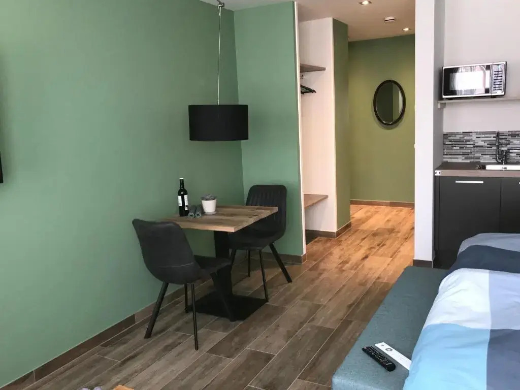 Studio aan 't Strand Bed by the Sea Adults only