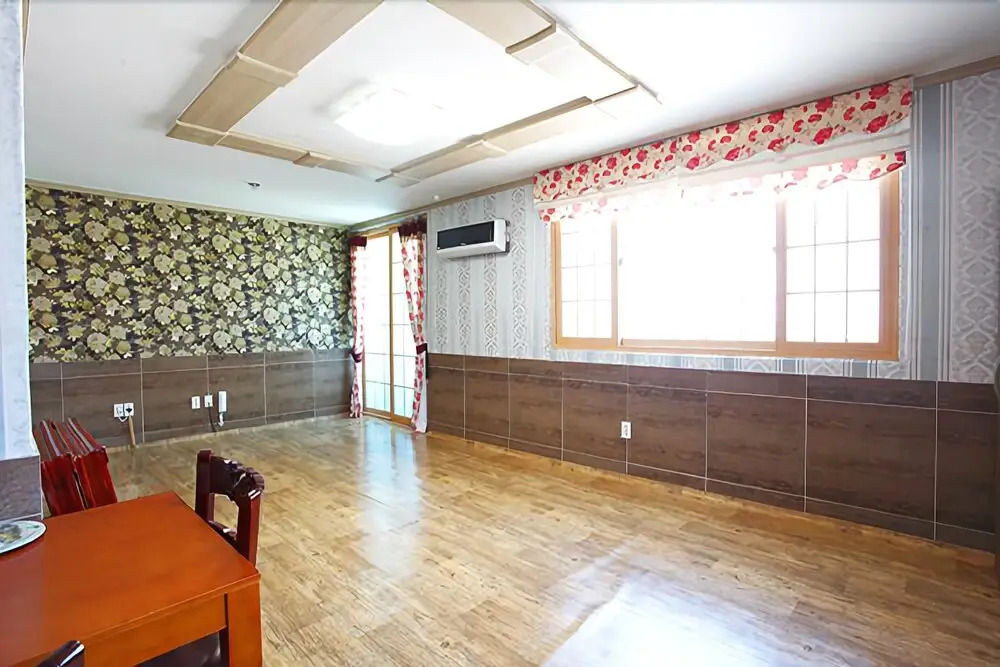Geojedohaeyang Pension