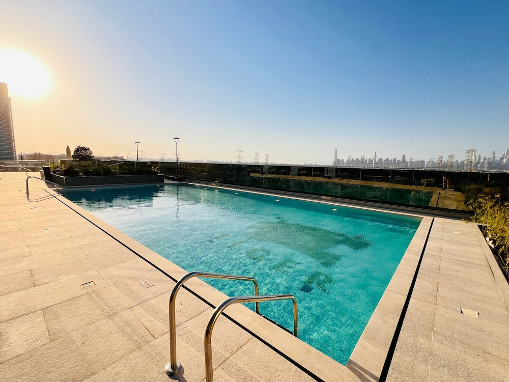 Luxury Living at Cloud Tower JVT with