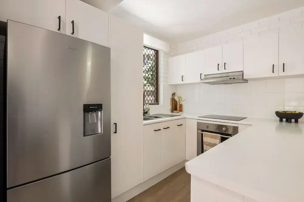 Markwell Surf · Courtyard Stay Steps from Beach