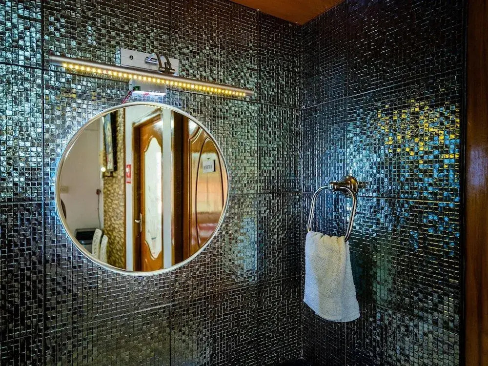 OYO 14757 Home Charming 2BHK Kundanoor