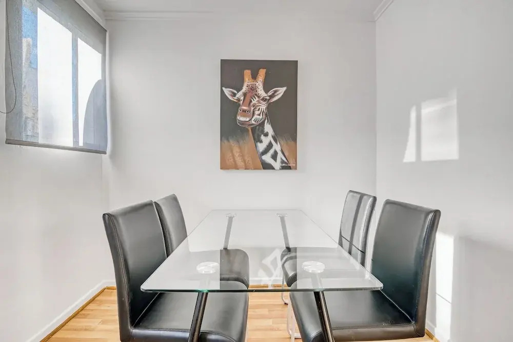 Central Apartment 2 Bedrooms Netflix Wifi