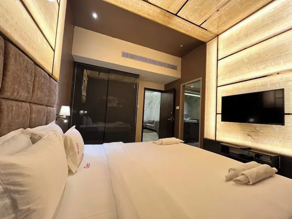 Galaxy Club & Hotel