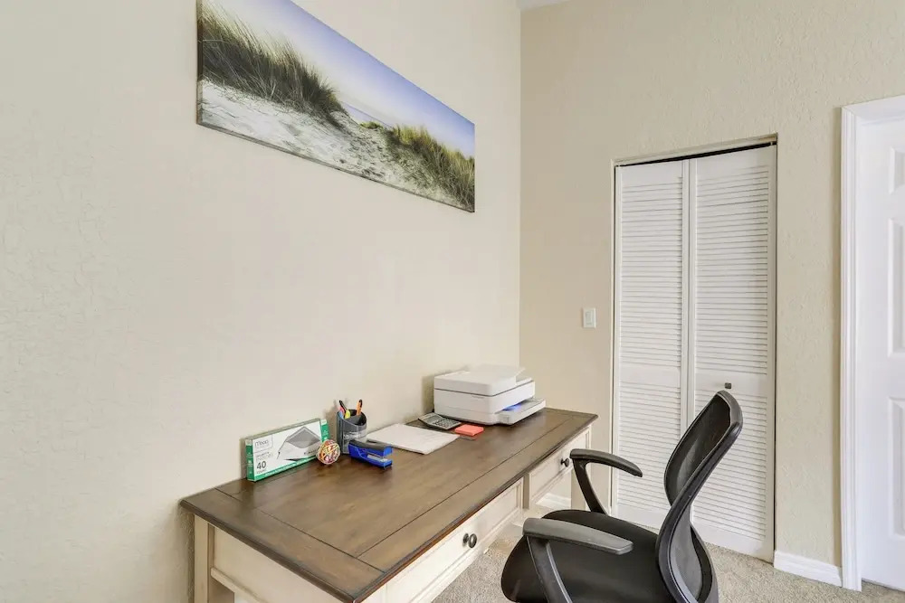 Coastal Getaway w/ Pool: 6 Mi to St Pete Beach!