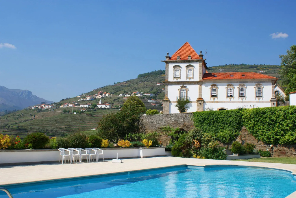 Casa das Torres de Oliveira