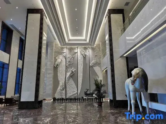 Qianxi Silk Road International Hotel (Zhangye High-speed Railway Station)