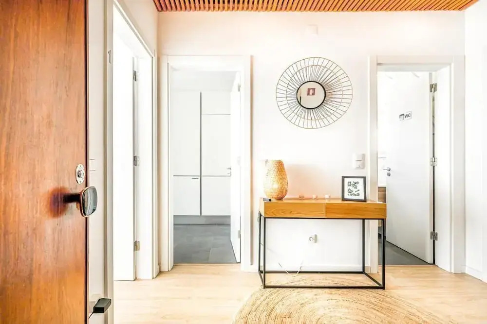 Two bedroom apartments close to train station by Lisbon with Sintra