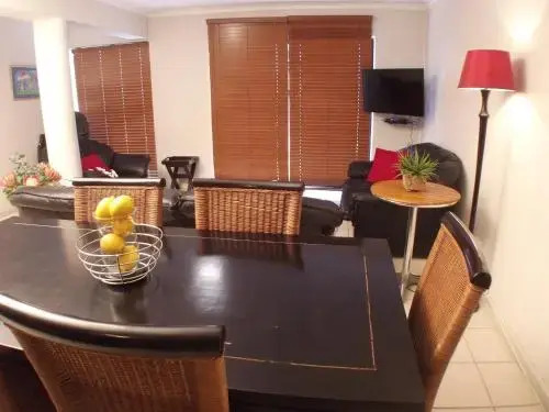 Point Village Accommodation - Santos 44