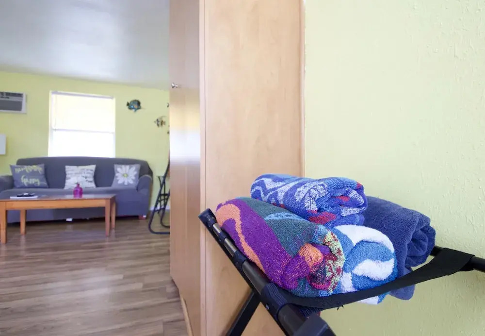 Sun Deck Inn & Suites