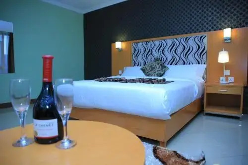 Yebo Hotel  Spa