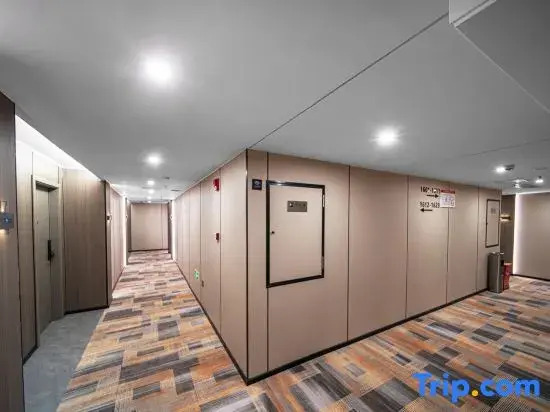BeiMan Hotel (Zhongqing Longtou Temple, North Railway Station)